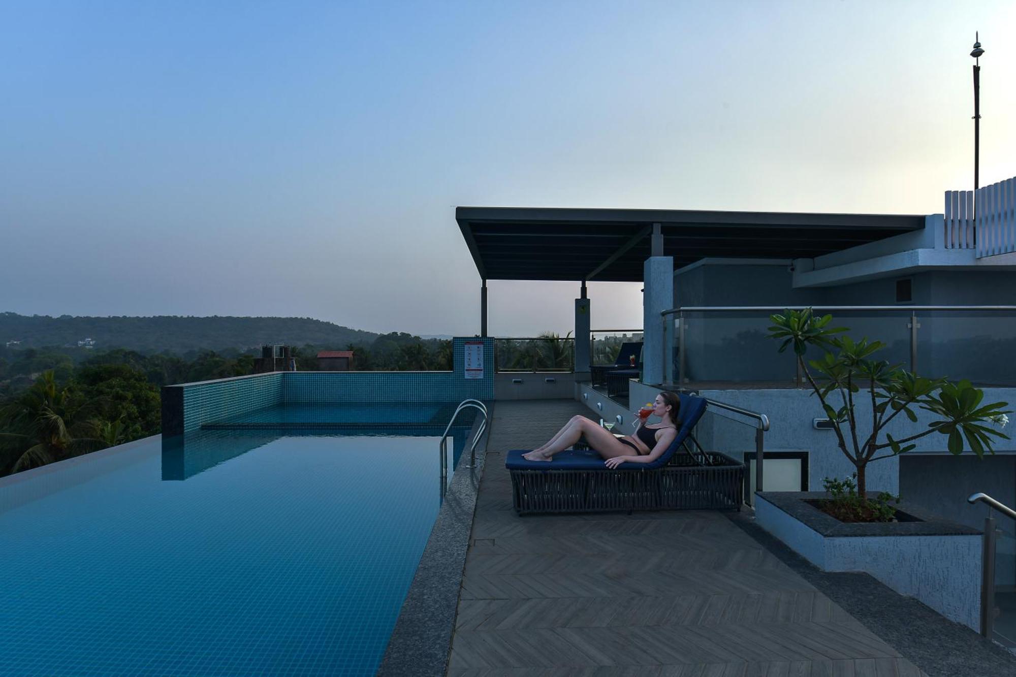 Meritas Auberge Calangute Goa Exterior photo